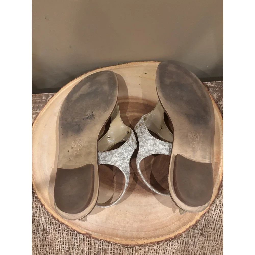Michael Kors Women's MK Plate Logo Thong Flat Sandal - Vanilla - Canvas Logo 9.5